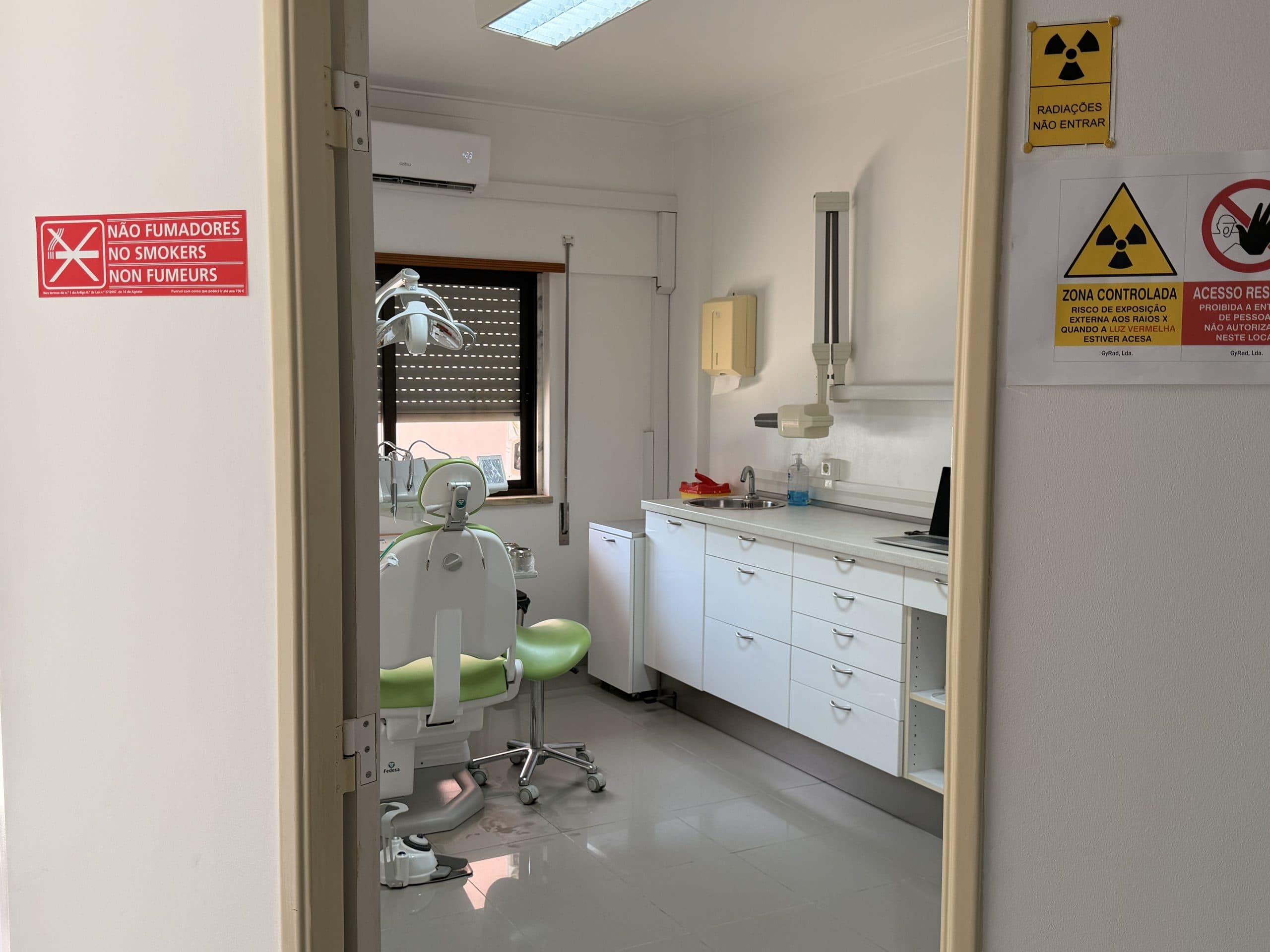 Acesso à zona de radiologia